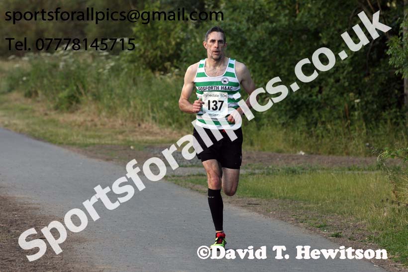 Tynedale 10k Road Race, Ovington to Low Prudhoe. Photo: David T. Hewitson/Sports for All Pics